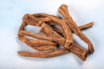 Drmomhand Organic Oud Oil